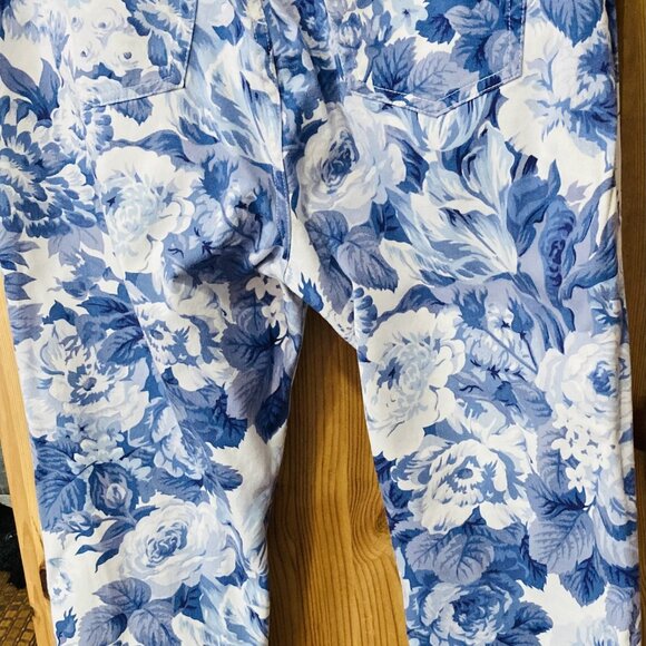 Lauren (Ralph) Jeans 8P Blue & White Floral - Picture 3 of 12